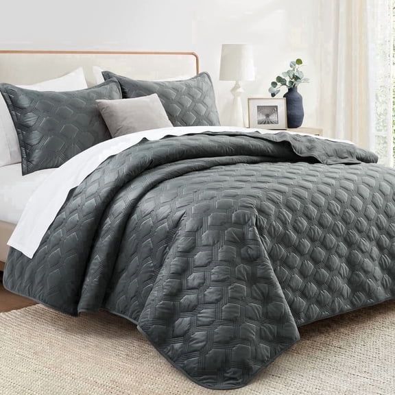 Ameha Velvet Quilt Set 3 Piece Geometric Ultrasonic Embossed Bedspread Reversible 350GSM Soft Microfiber Bedding Grey Full/Queen