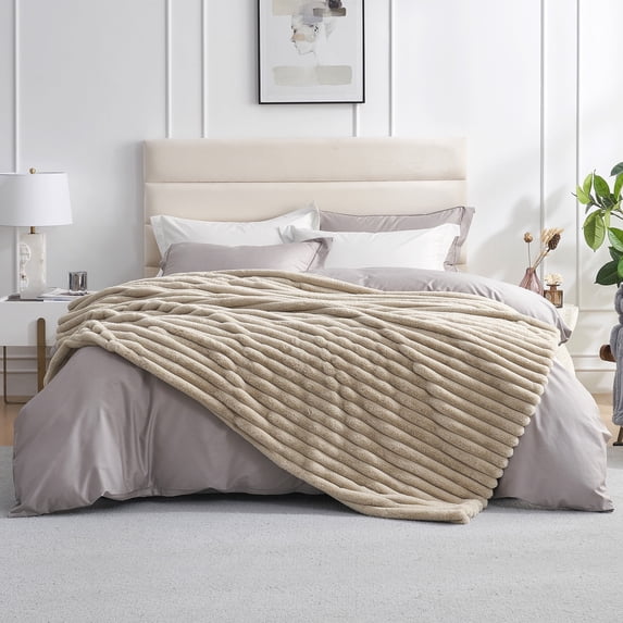 Amelie Home Faux Fur Throw Blanket – Soft Fluffy Striped Plush for Couch or Bed, Beige 55"x70"