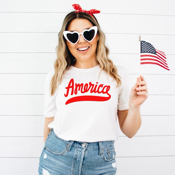 America Script Unisex T-Shirt, Patriotic USA Fourth of July Tee, Trendy Street Style Top O