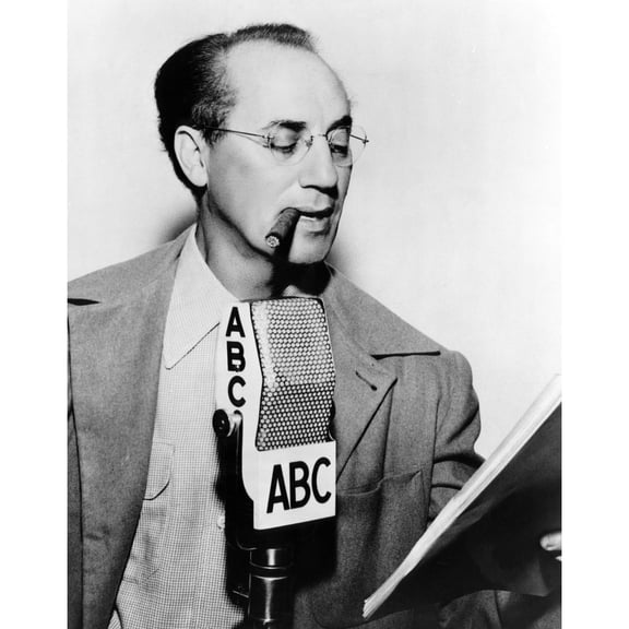 American Comedian Groucho Marx History (18 x 24)