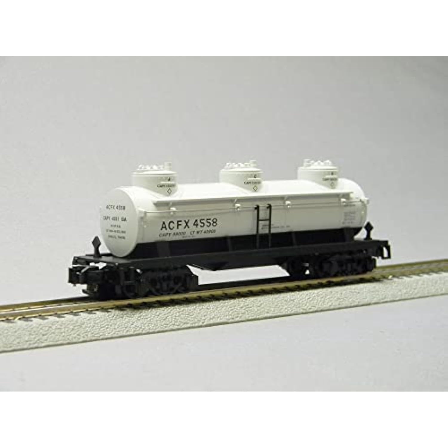 American Flyer ACFX 3 Dome Tank CAR #4558 S Gauge - Walmart.com