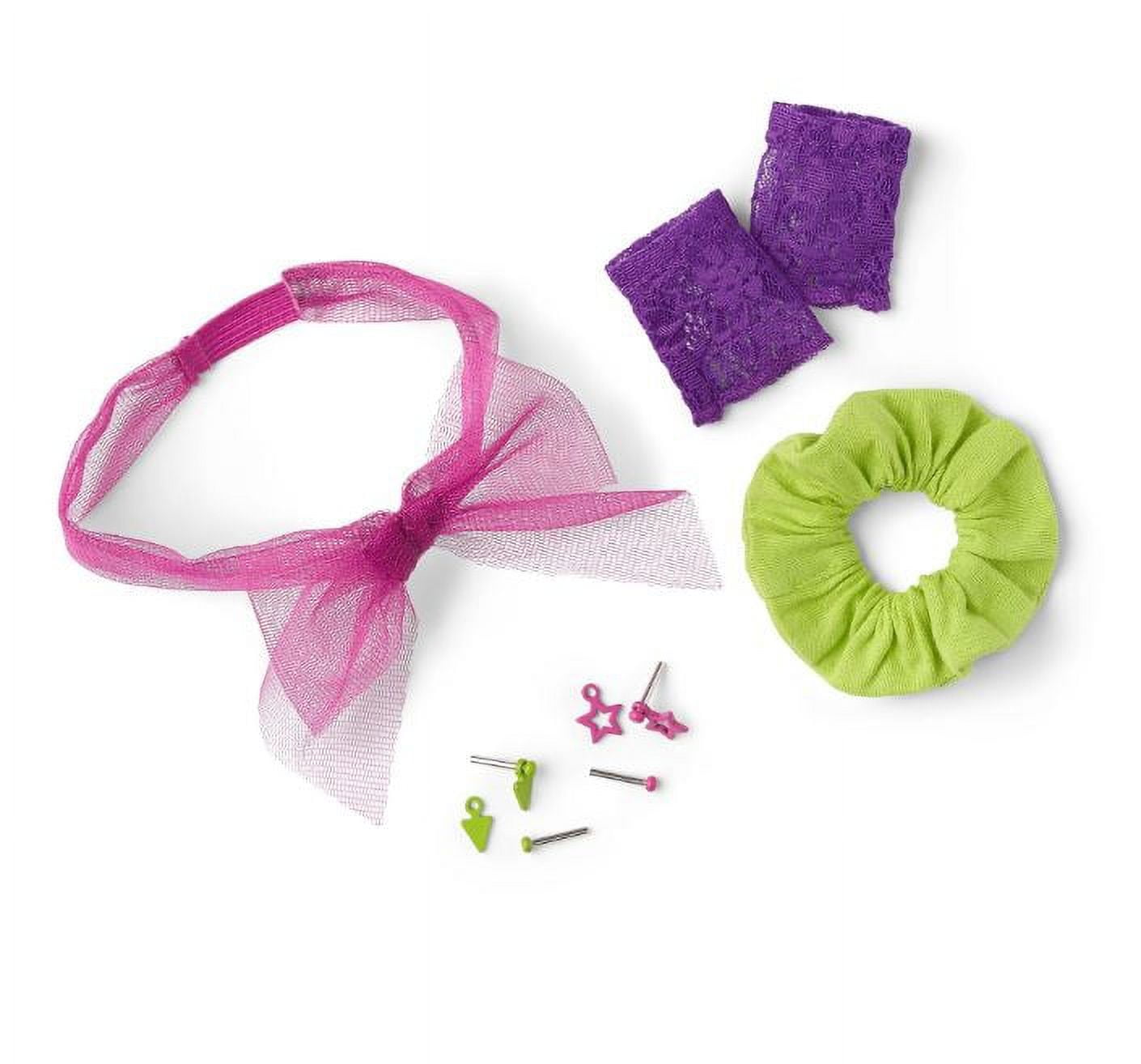American Girl Courtney's Fashion Accessories for 18" Dolls (Doll Not Included)