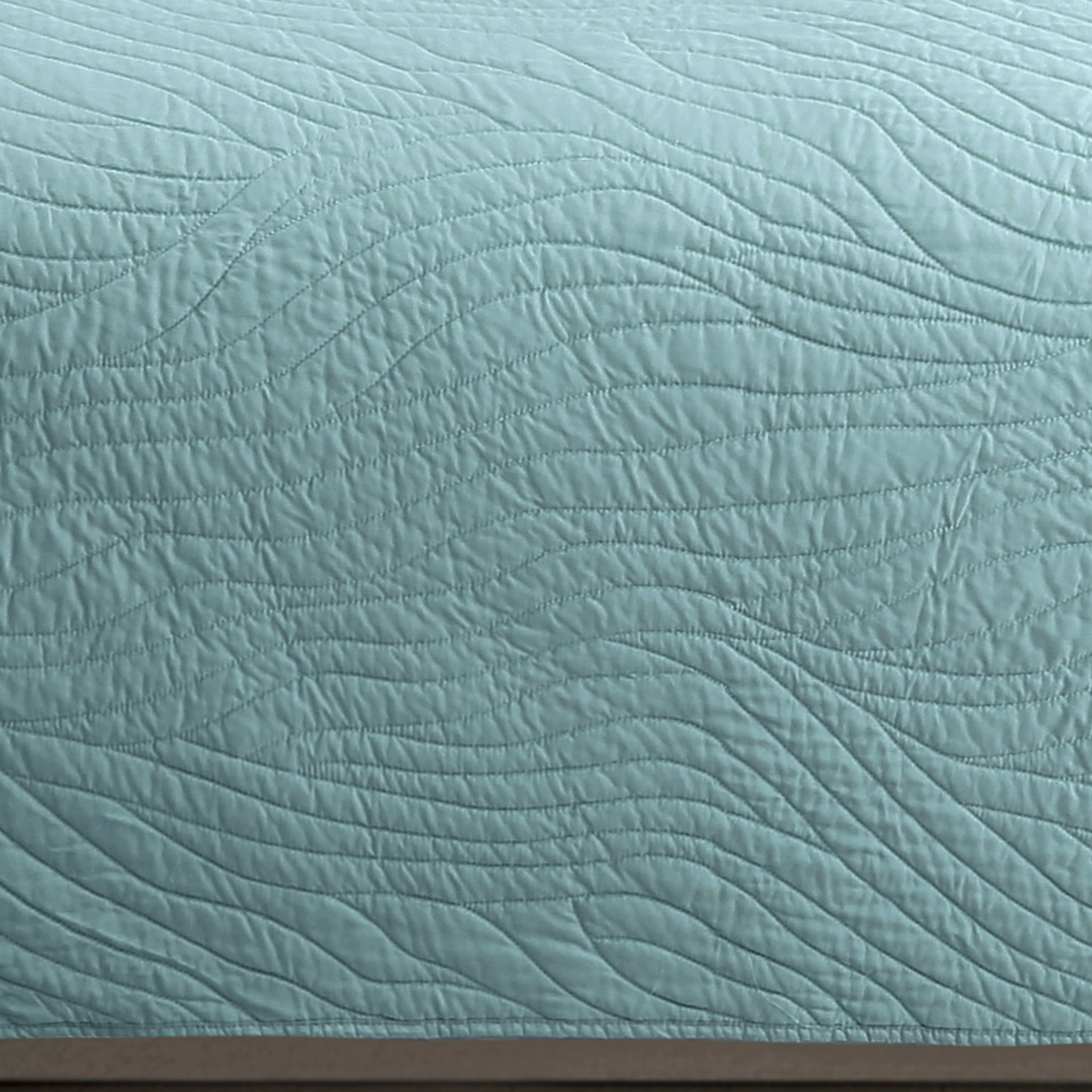 Sea Blue Twin Reversible Microfiber Quilt Set