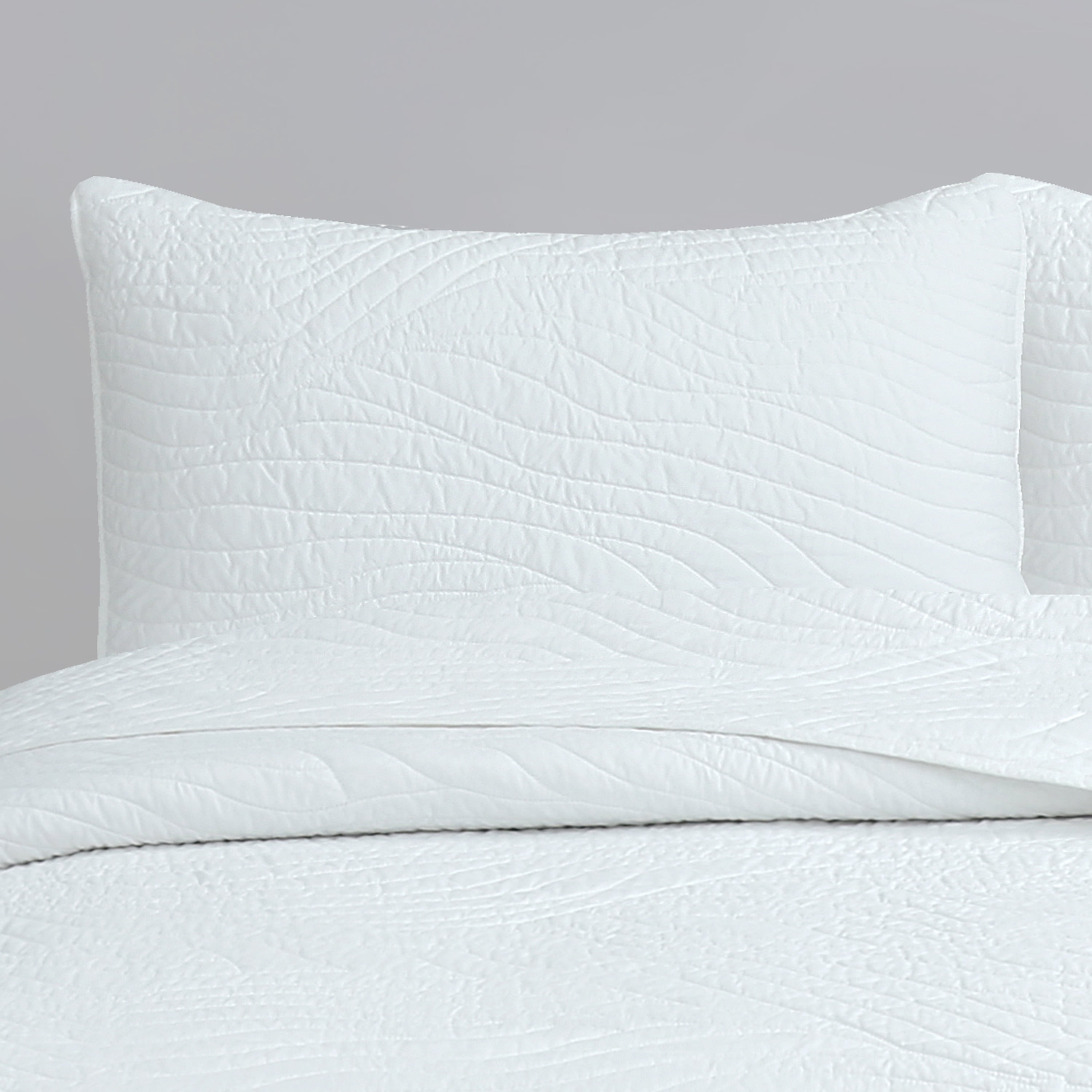 Calista White King Microfiber Reversible Quilt Set