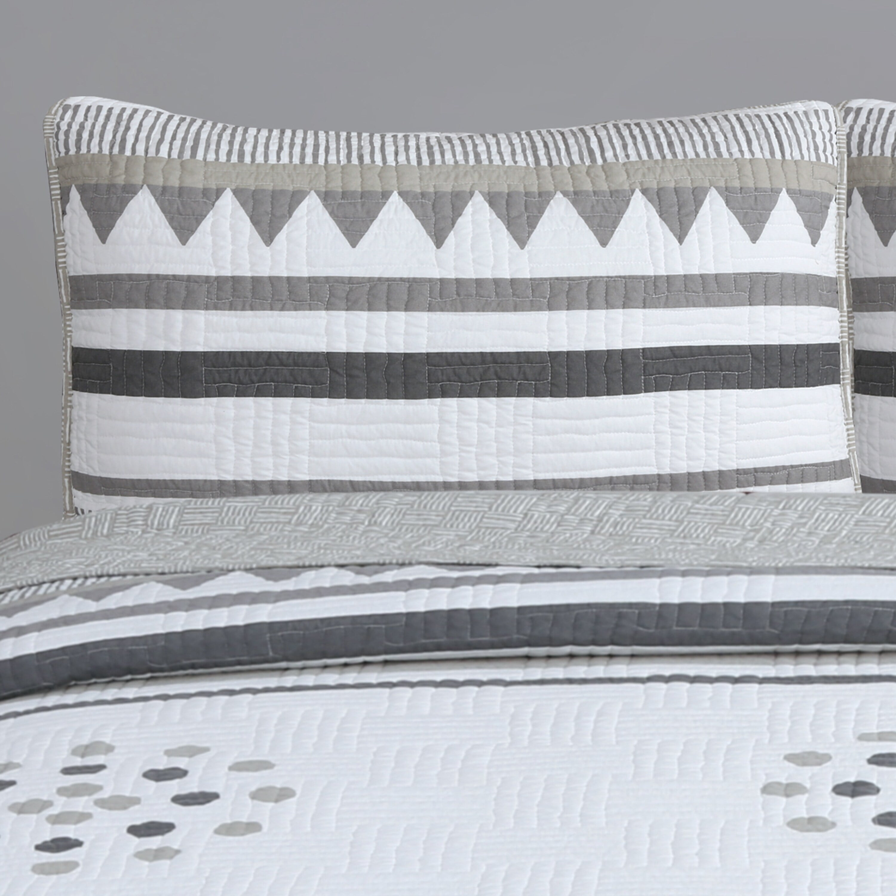 Gray and White Reversible Microfiber Full Quilt Set