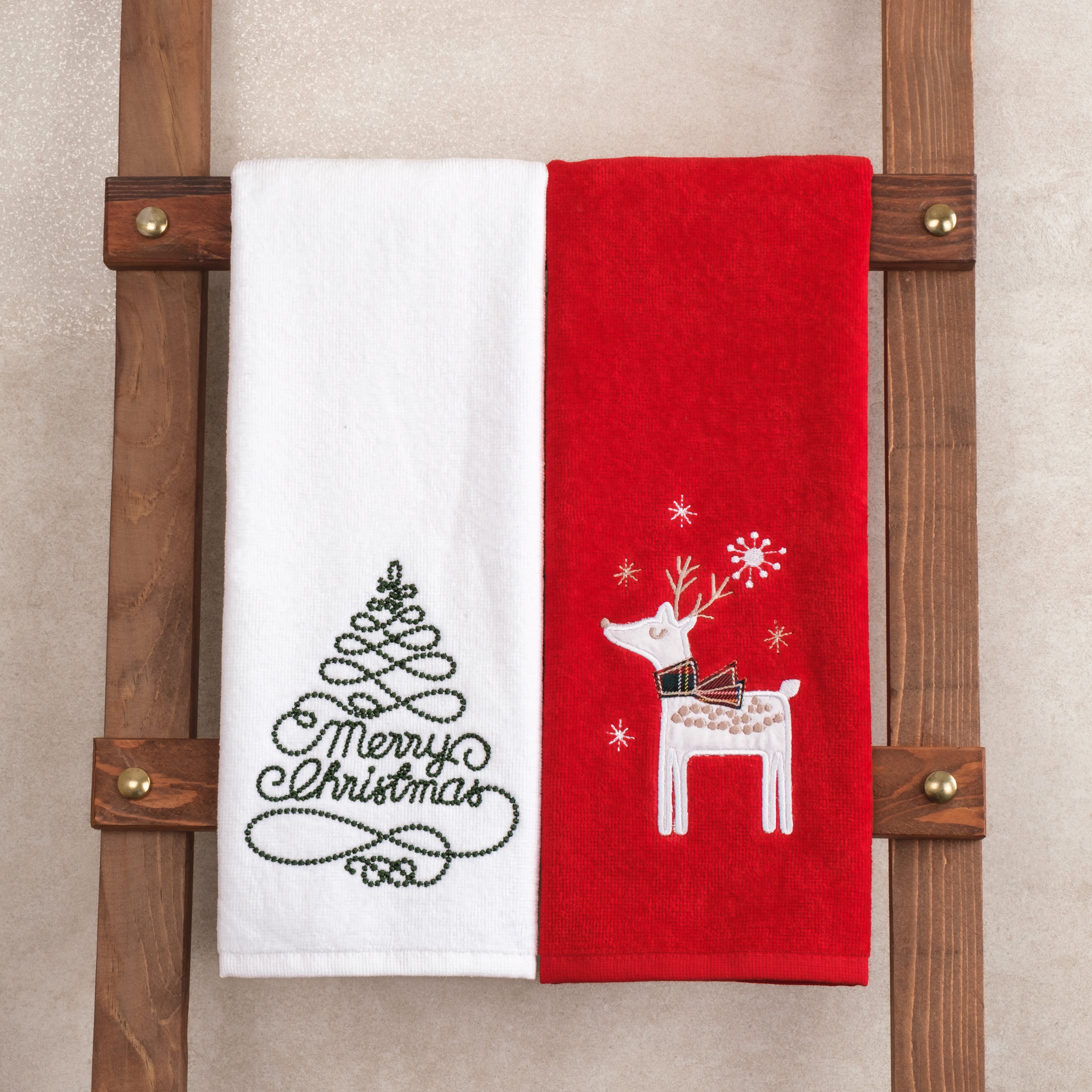 American Soft Linen, Christmas Tree & Socks Emboidered Turkish Cotton White Hand Towel Set, 20x30 inch, Size: 20 x 30