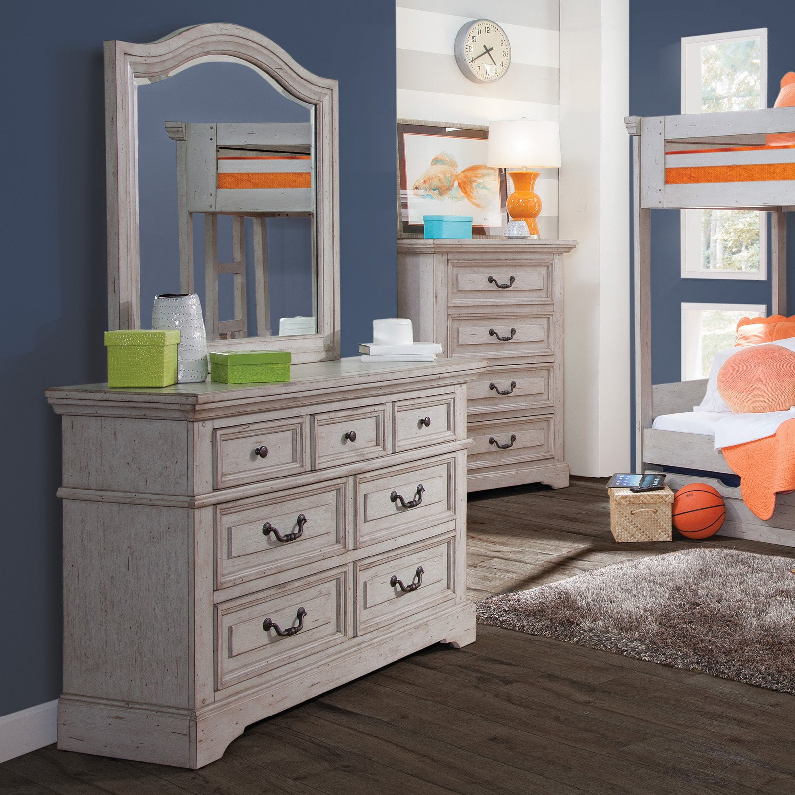Transitional Cottage 7-Drawer Double Dresser in Antique Gray