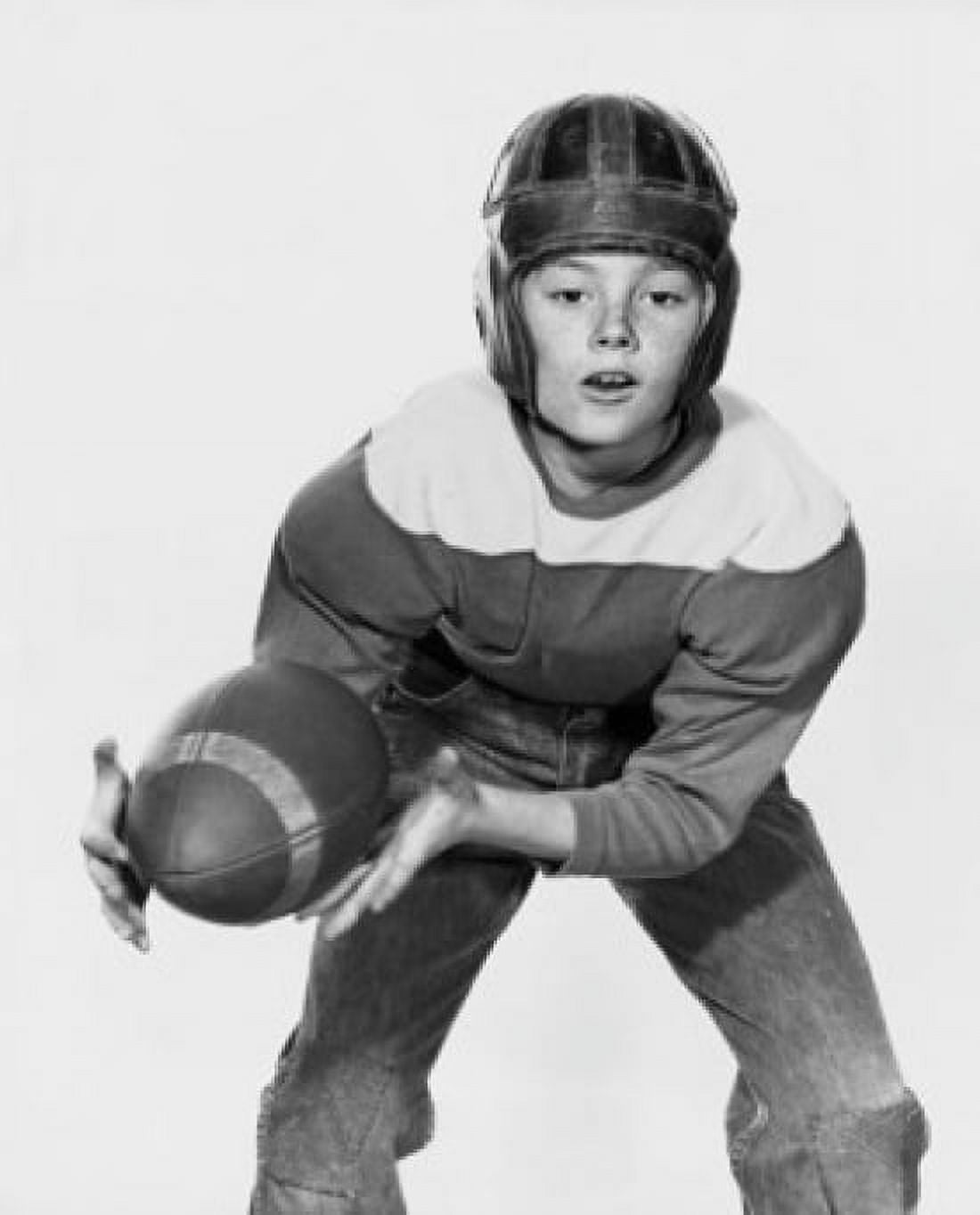 American football player catching football Canvas Art - (18 x 24)