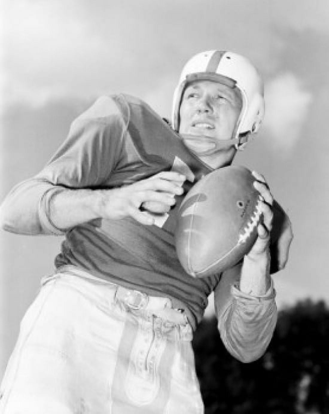 American football player throwing ball Canvas Art - (24 x 36)