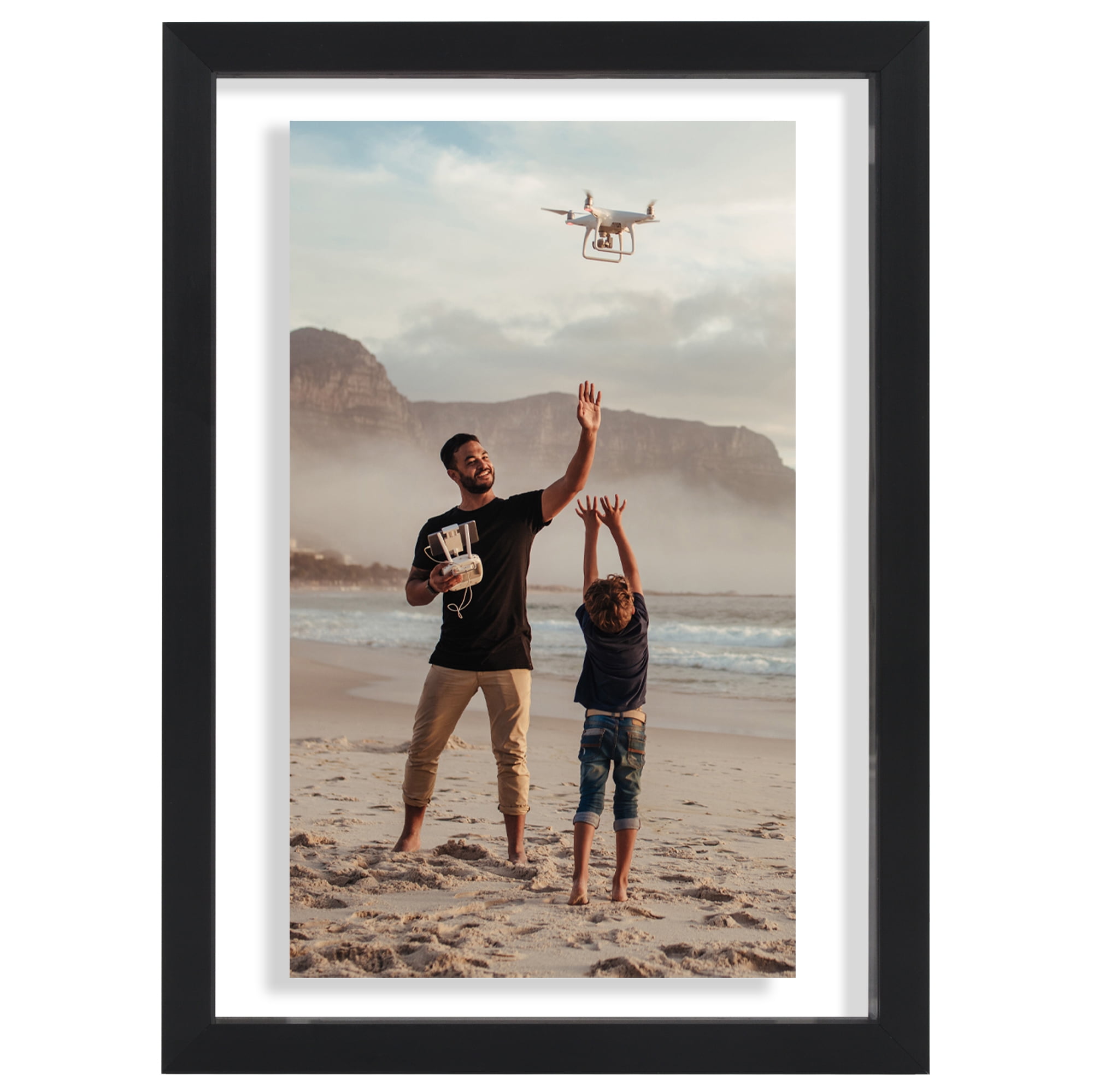 Americanflat 5x7 Picture Frame with Shatter-Resistant Glass Aluminum Floating Display Photo Signature - Black