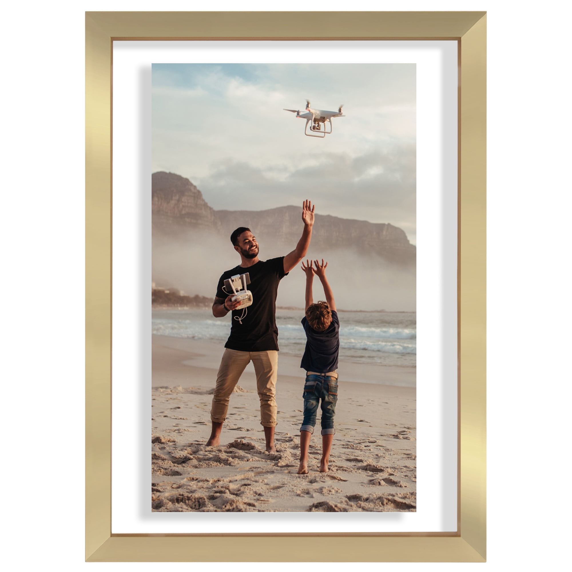 Americanflat 5x7 Picture Frame with Shatter-Resistant Glass Aluminum Floating Display Photo Signature - Gold