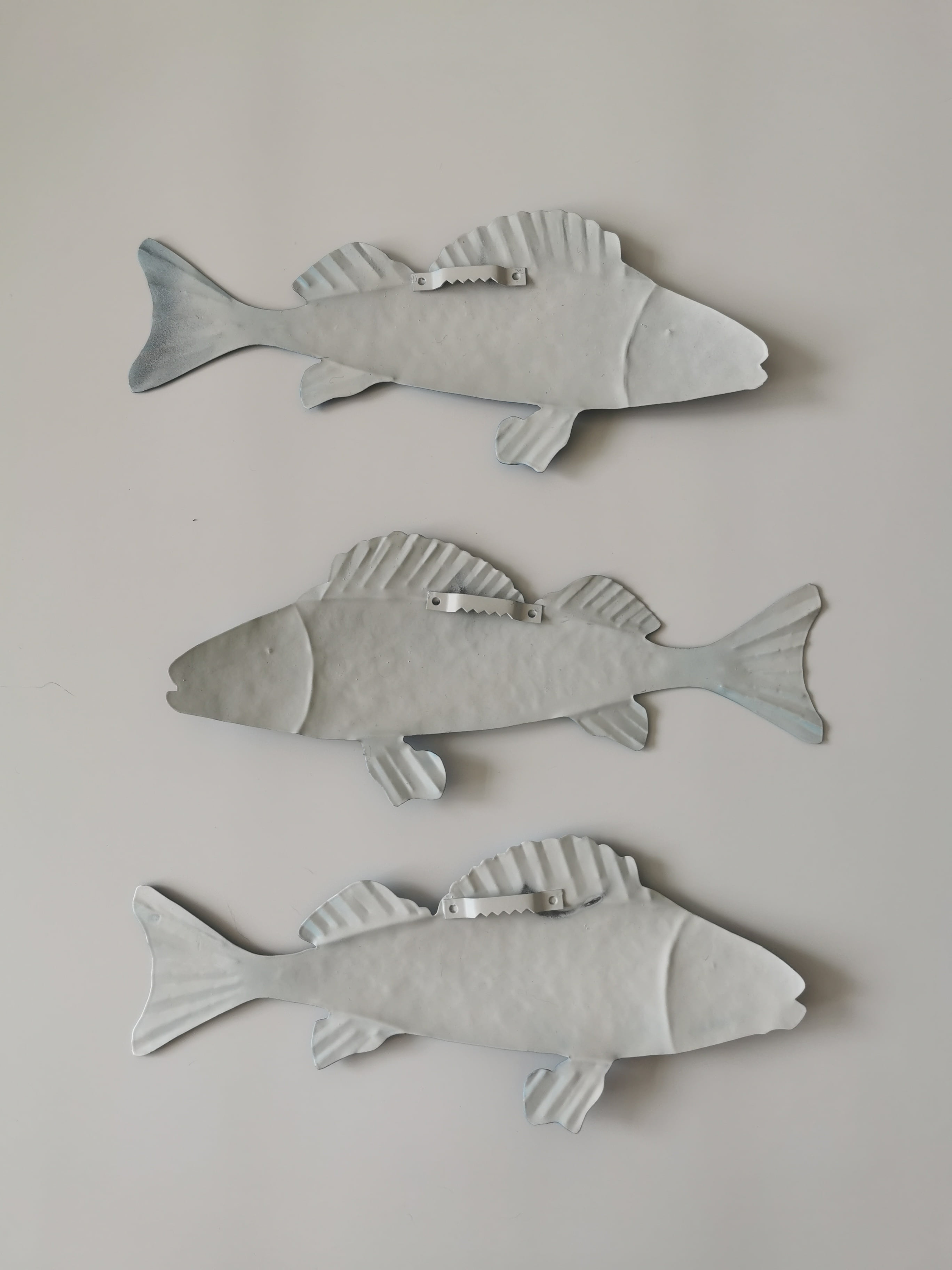 Americanflat Three Metal Fish Wall Decor Set - 3 X 9.5" Fish as Outdoor Metal Wall Art Decroations - Modern Style Wall Hanging Decor for Patio, Garden - Metal Indoor Wall Art
