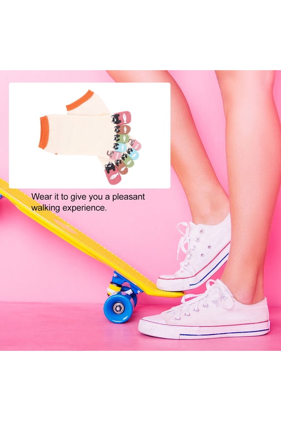 1 Toe Separator Socks with Elastic Fit and Cute Cat Design for Comfortable Walking and Foot Care