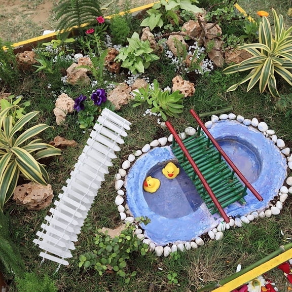 Amosfun 1Pcs Small Craft White Fence Wooden Flexible Border Pieces Decor for Christmas Tree Decorations