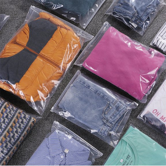 Amosfun 20Pcs Transparent Resealable Plastic Bags with Smooth Zip Closure for Clothing Storage