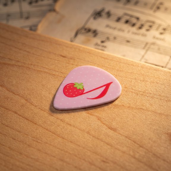 Amosfun Artistic Pink Celluloid Guitar Picks with Retro Design for Acoustic and Electric Guitar Strumming