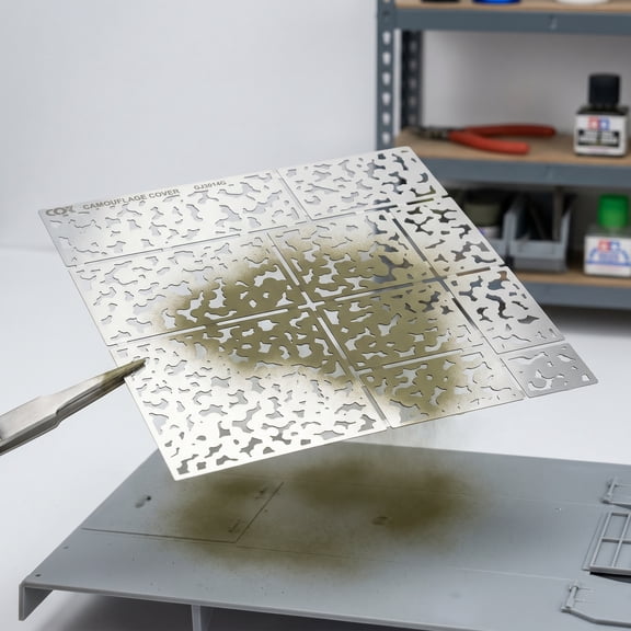 Amosfun Plated Camo Stencils with Smooth for Easy Cleaning, and Reusable Craft Templates