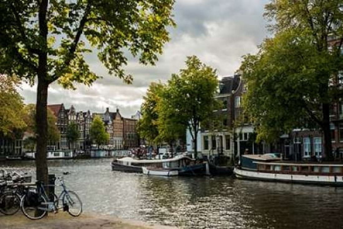 Amsterdam Canal III Canvas Art - Erin Berzel (12 x 18)