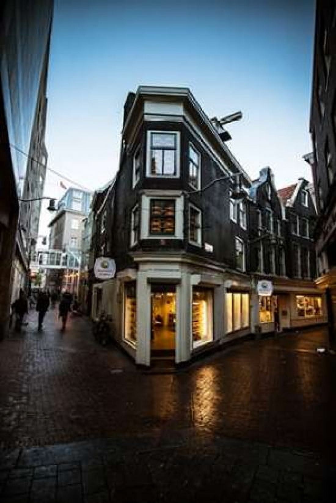 Amsterdams Kaashuis Canvas Art - Erin Berzel (24 x 36)
