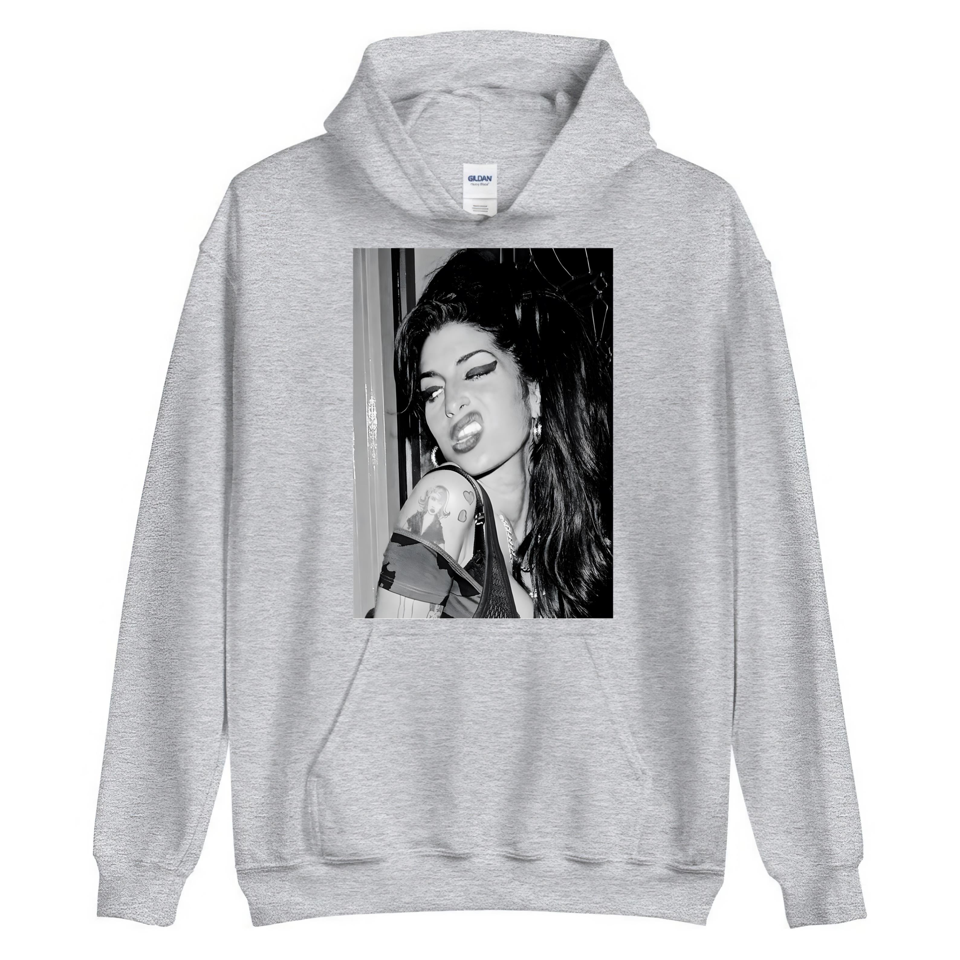 Amy Winehouse photo tshirtAmy Winehouse merch tshirt Amy Winehouse