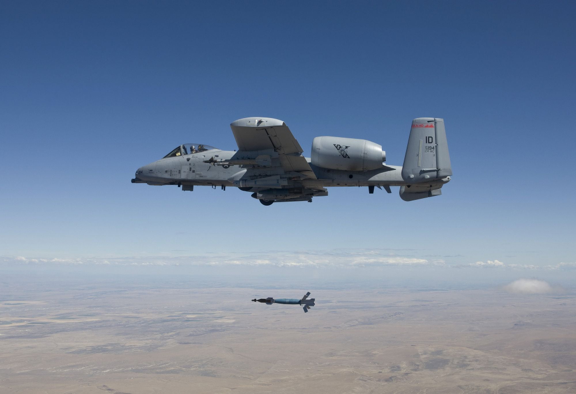 An A-10C Thunderbolt releases a GBU-12 laser guided bomb Canvas Art - HIGH-G ProductionsStocktrek Images (18 x 12)
