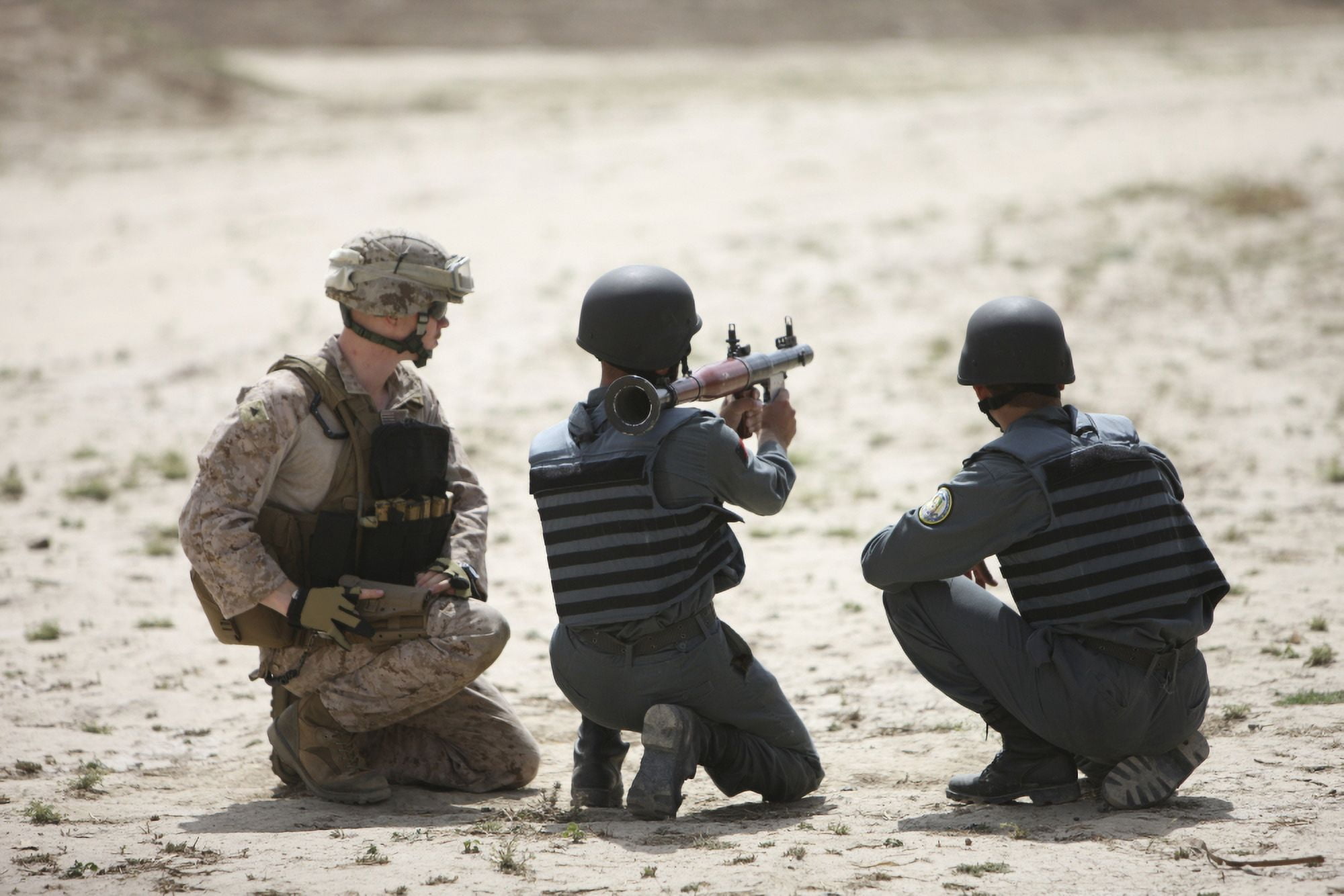 An Afghan Police student prepares to fire an RPG-7 grenade launcher Canvas Art - Terry MooreStocktrek Images (35 x 24)