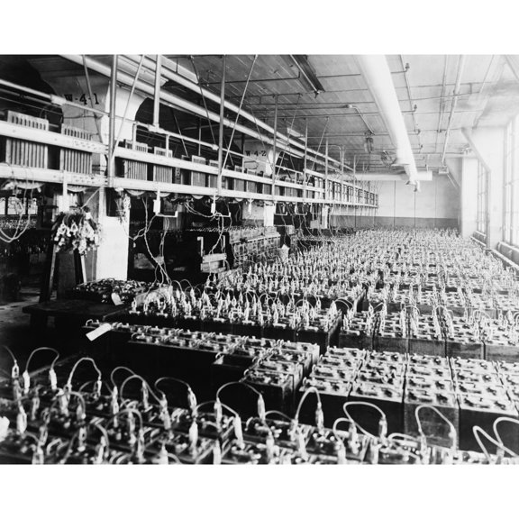 An Assembly Of 3500 Lead-Acid Batteries At The Ford Motor Company In 1924. With The Introduction Of Electric Battery