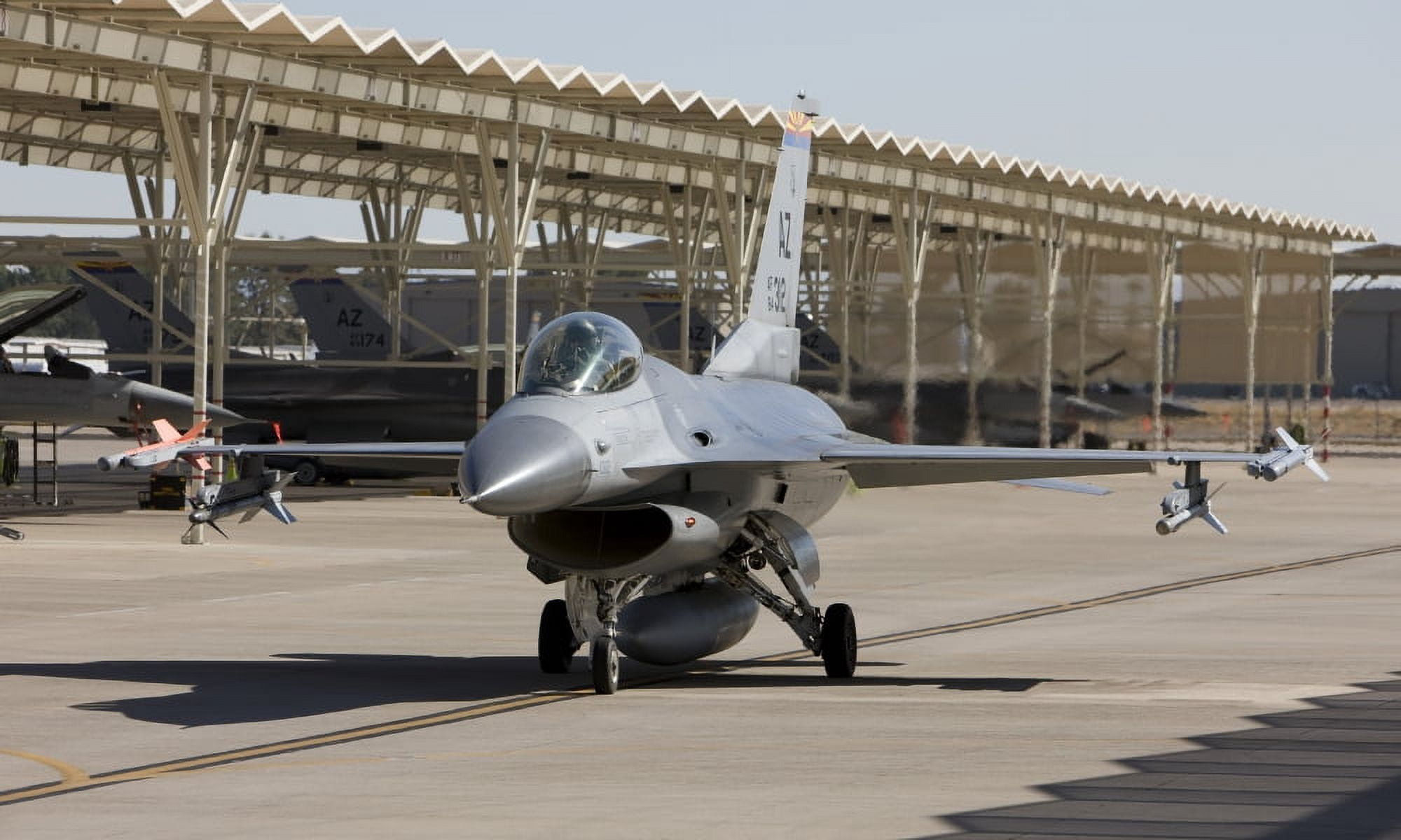 An F-16 pilot taxis his aircraft at an airbase in Arizona Canvas Art - HIGH-G ProductionsStocktrek Images (19 x 12)