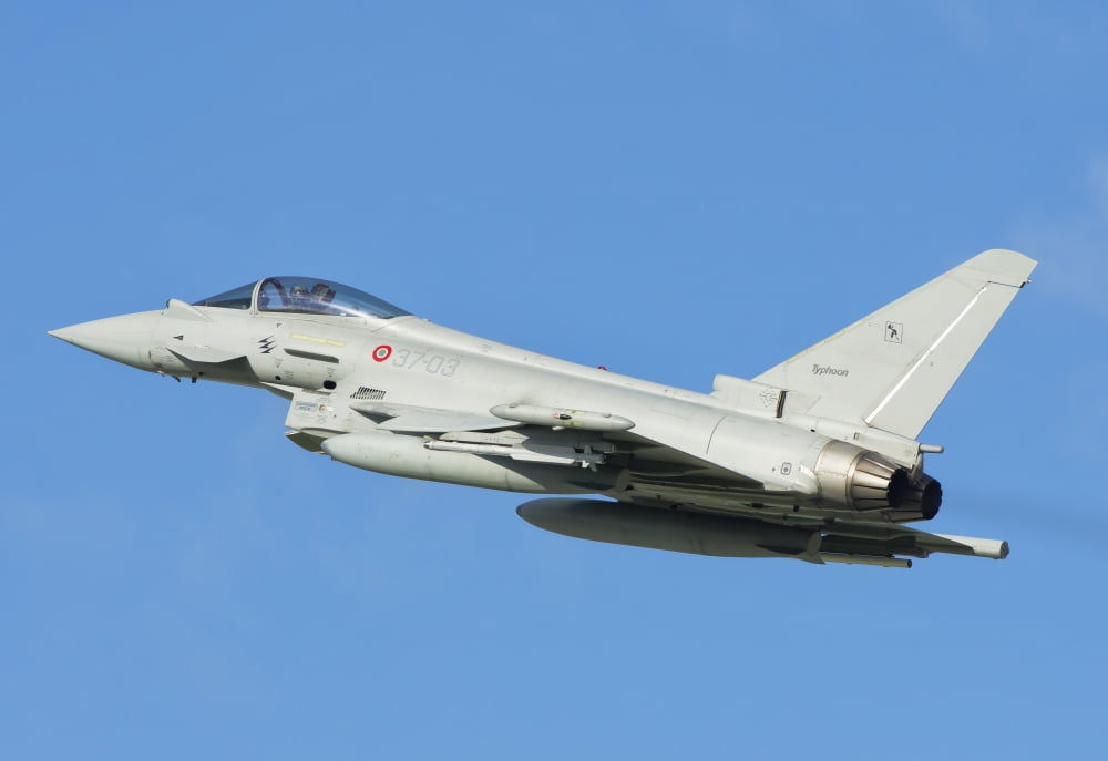 An Italian Air Force F-2000 Typhoon Canvas Art - Giovanni CollaStocktrek Images (17 x 12)