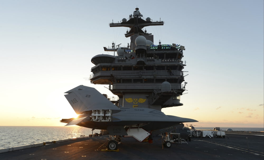 An X-47B Unmanned Combat Air System aboard USS George HW Bush Canvas Art - Stocktrek Images (36 x 22)