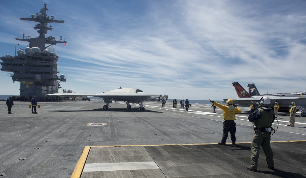 An X-47B Unmanned Combat Air System aboard USS George HW Bush Canvas Art - Stocktrek Images (37 x 22)