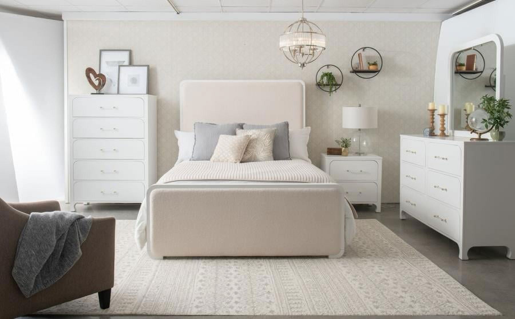 Anastasia 5-piece Boucle Upholstered Queen Bedroom Set Pearl White and ...