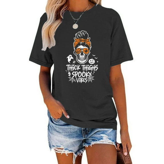 XCHQRTI Skull Shirt for Women Vintage Halloween Tshirt Graphic Shirts Funny Retro Short Sleeve Tops