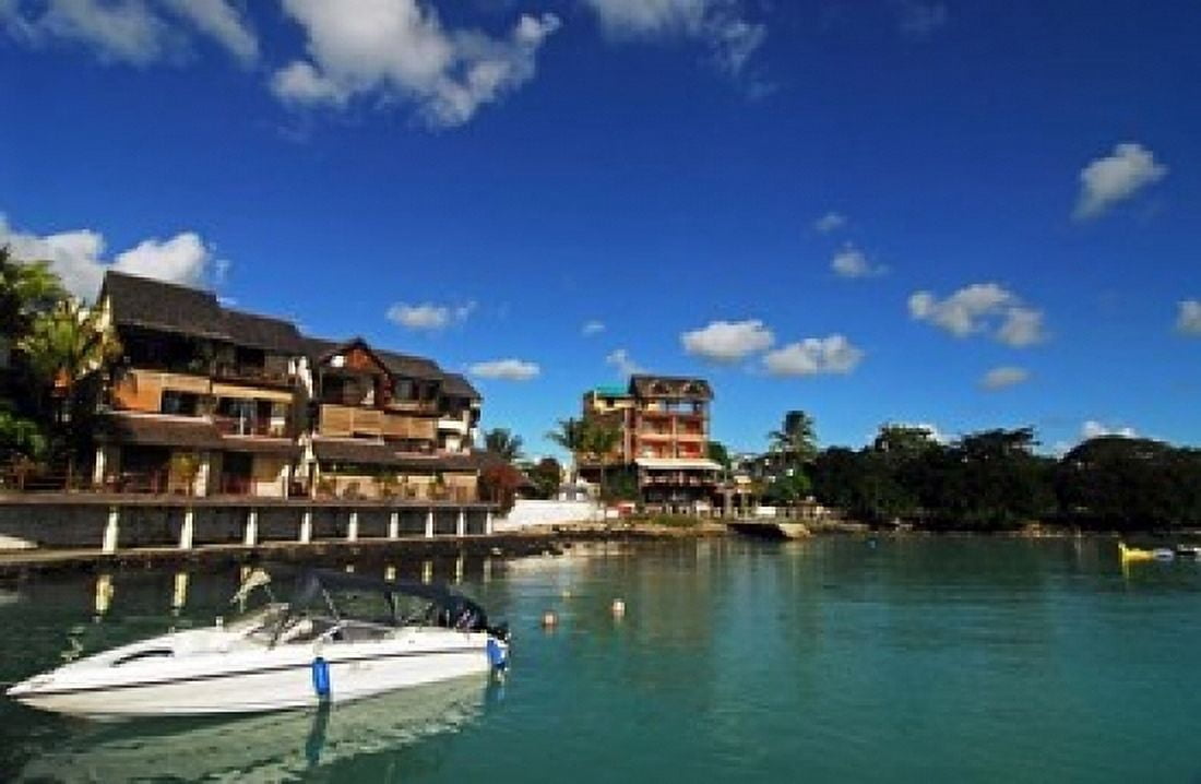 Anchored Boats Grand Baie Mauritius Canvas Art - Anthony Asael DanitaDelimont (36 x 24)