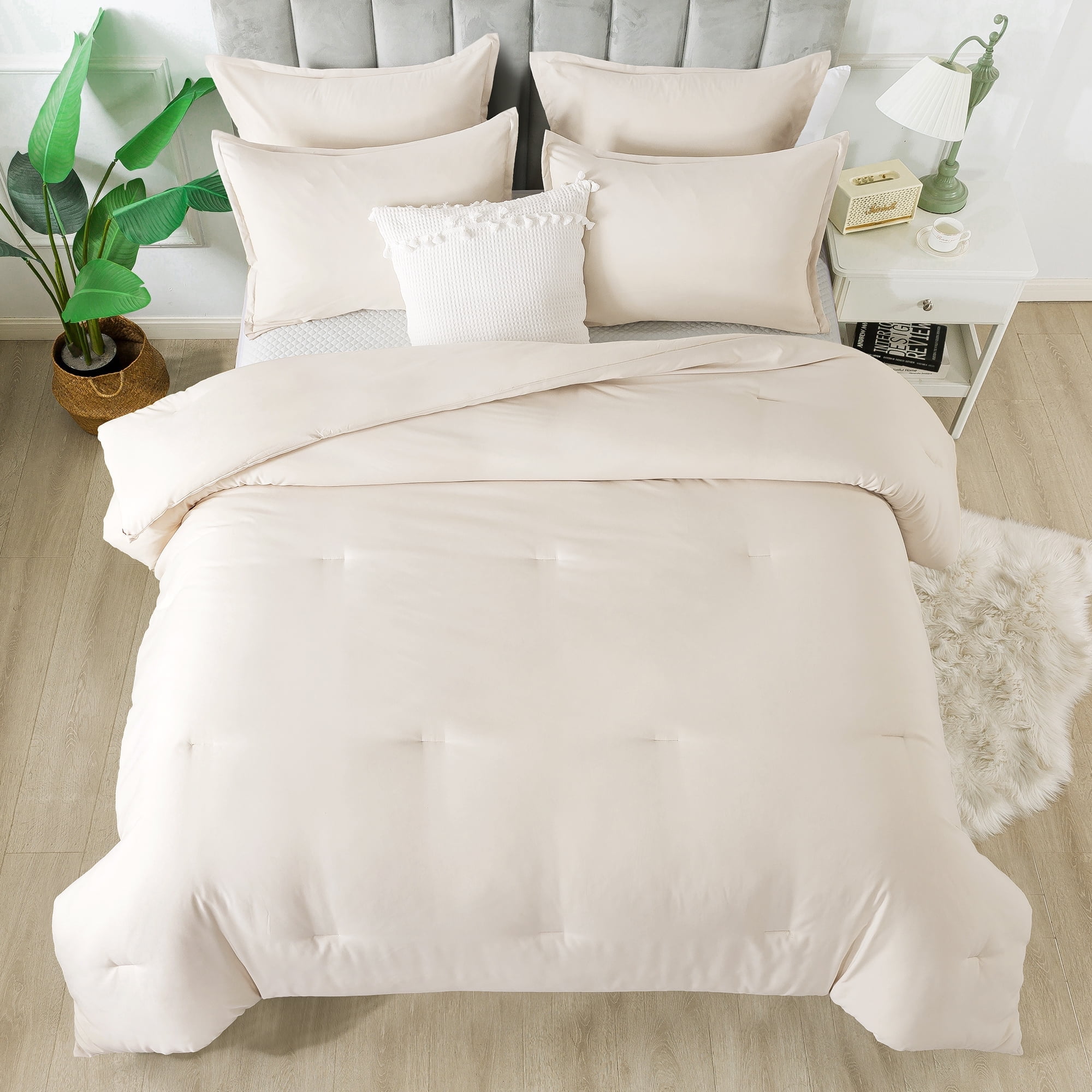 Andency Queen Comforter Set Beige, 3 Pieces Soft Fluffy Bedding Comforter Sets for Queen Bed, Solid Lightweight Microfiber Down Alternative Bed Set(1 Comforter & 2 Pillowcases)
