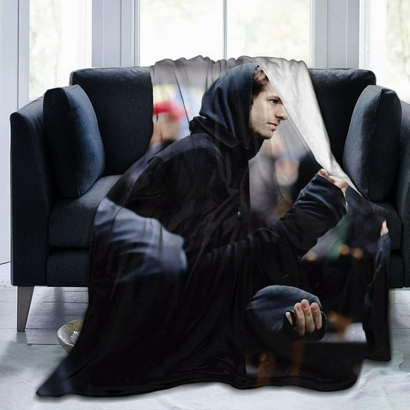 Andrew Garfield Blanket Bedding Fleece Blanket Soft Throw Blankets Lightweight Anti-Static Blanket - 3 Sizes