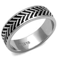 thumbnail image 1 of Anillo Color Plata Para Hombres de Acero Inoxidable con Flechas, 1 of 4