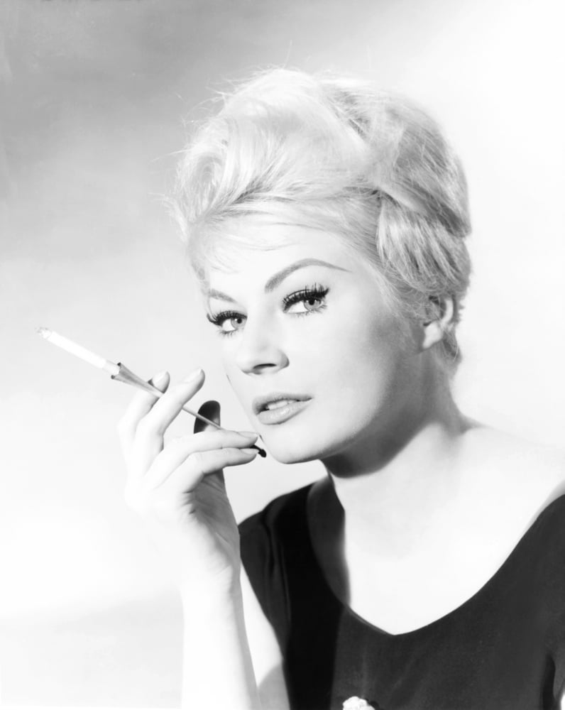 Anita Ekberg Canvas Art - (16 x 20)