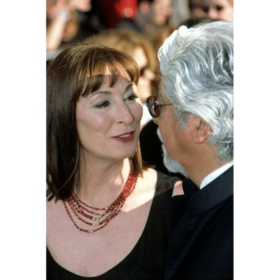 Anjelica Huston With Husband Robert Graham At 8Th Annual Sag Awards La Ca 3102002 By Robert Hepler Celebrity
