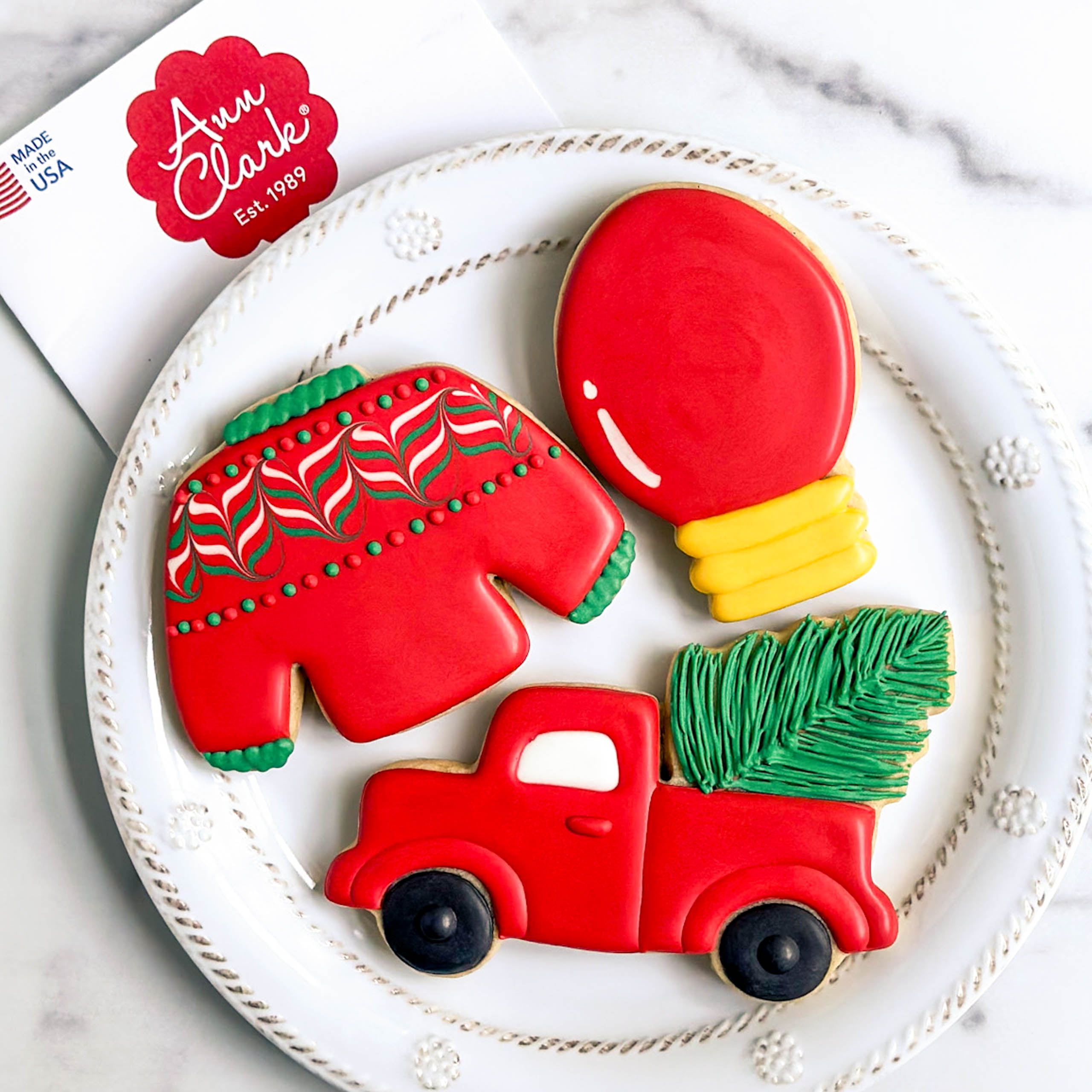 Festive Christmas Metal Cookie Cutter Set, 3-Piece
