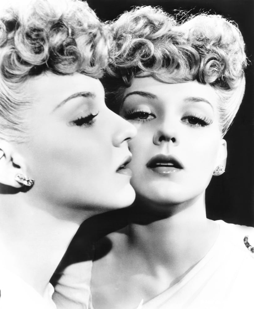 Ann Savage Canvas Art - (16 x 20)