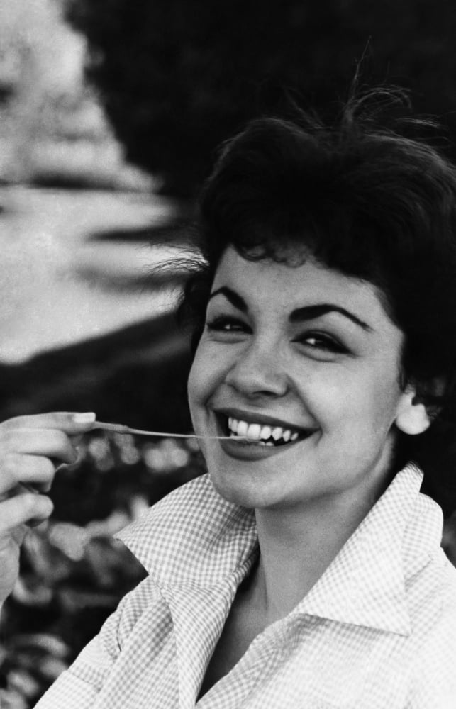 Annette Funicello Canvas Art - (16 x 20)
