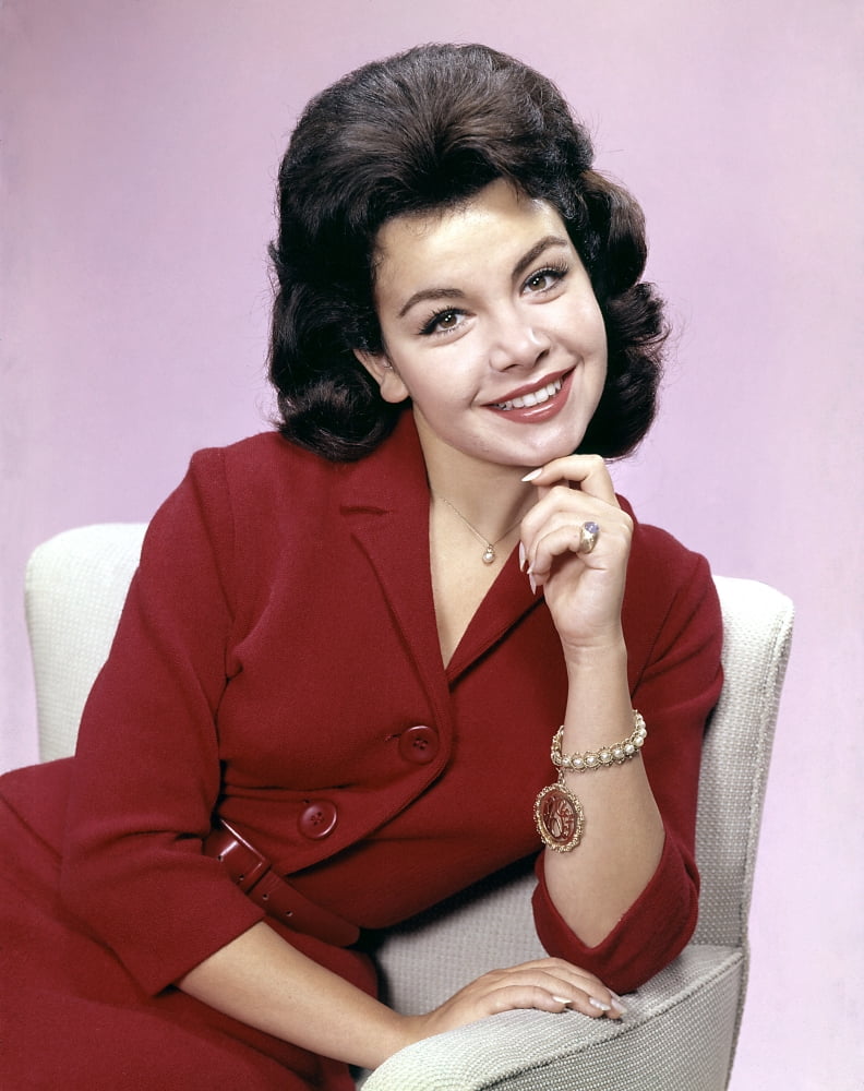 Annette Funicello Canvas Art - (16 x 20)