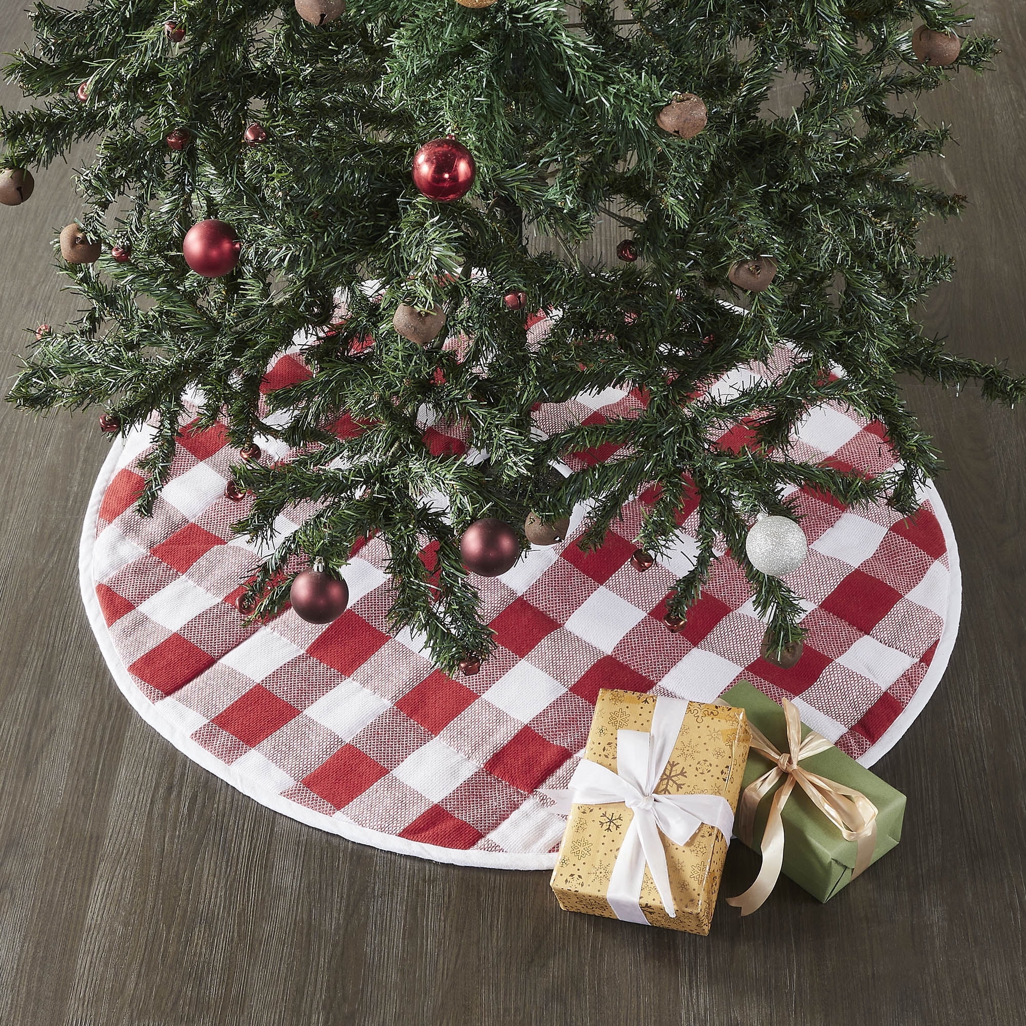 Classic Red and White Plaid Cotton Tree Skirt 36"