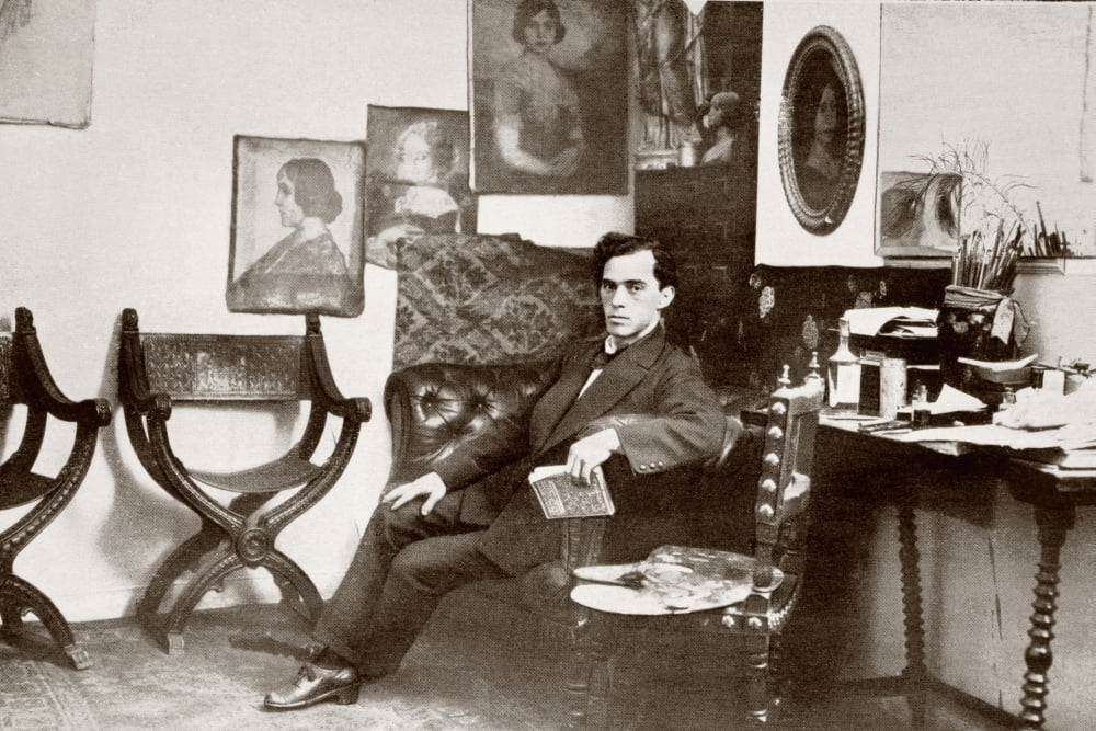 Anselmo Miguel Nieto 1881 - 1964 Spanish Artist Here Seen Sitting In His Studio From La Esfera 1914 Canvas Art - Ken Welsh Design Pics (18 x 12)