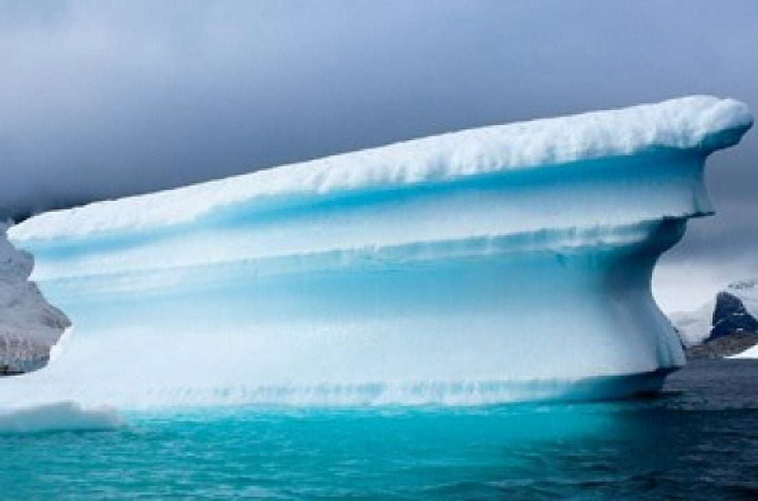 Antarctica Plneau Island Icebergs Canvas Art - Michael DeFreitas DanitaDelimont (35 x 24)