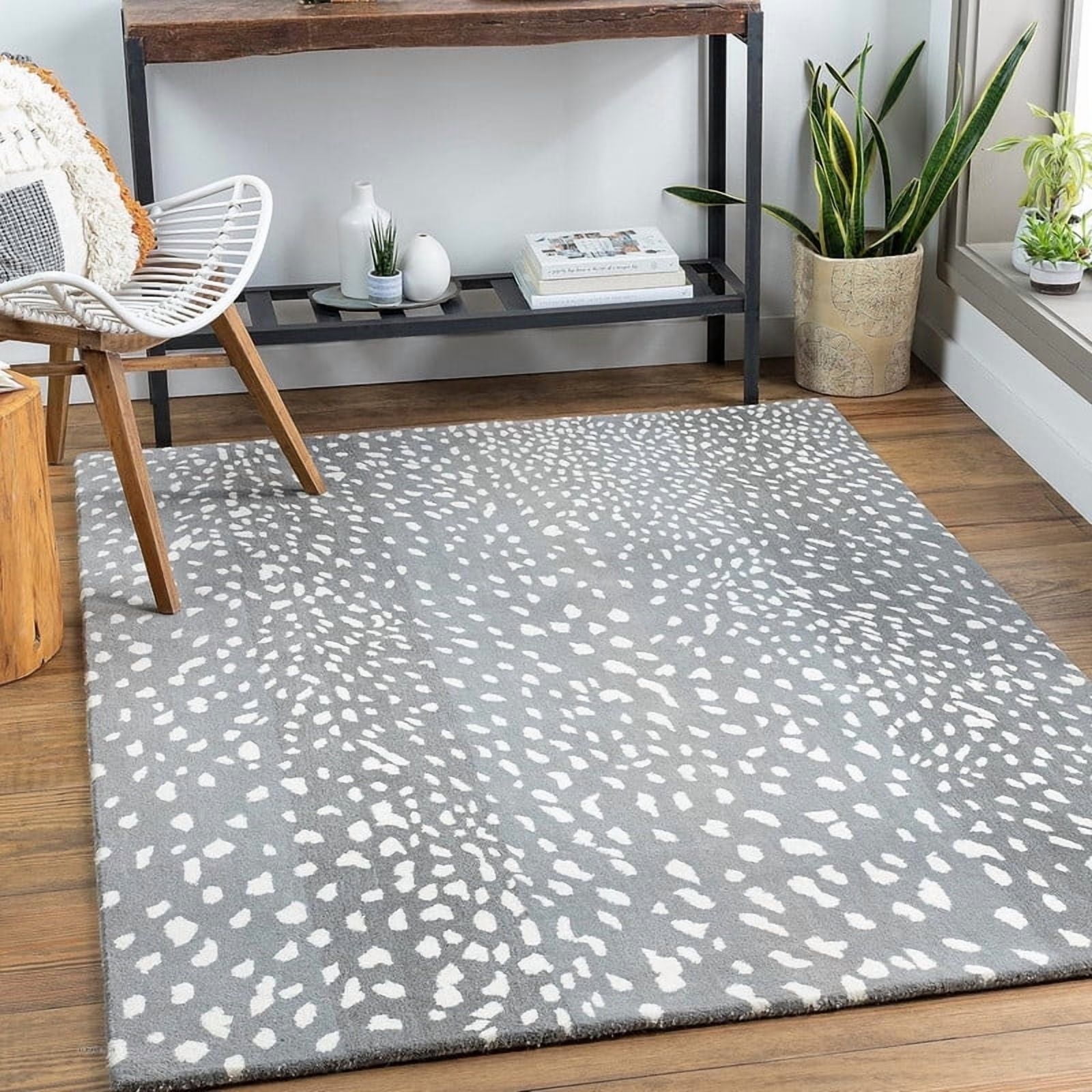 Avyay Rugs Antelope Cheetah Hand-Tufted Wool Runner Rug – Contemporary Animal Print Carpet, Plush Hallway or Entryway Accent – 2.6x8