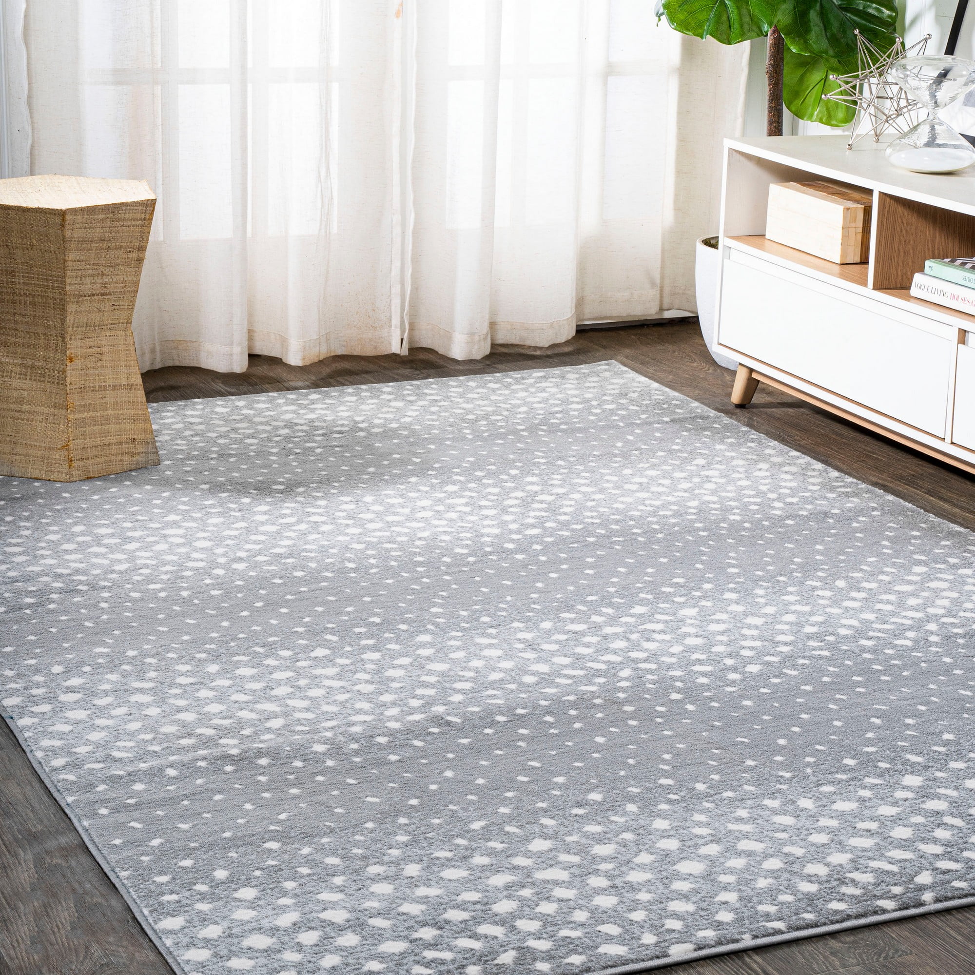 Gray and Cream Abstract Antelope Pattern Area Rug