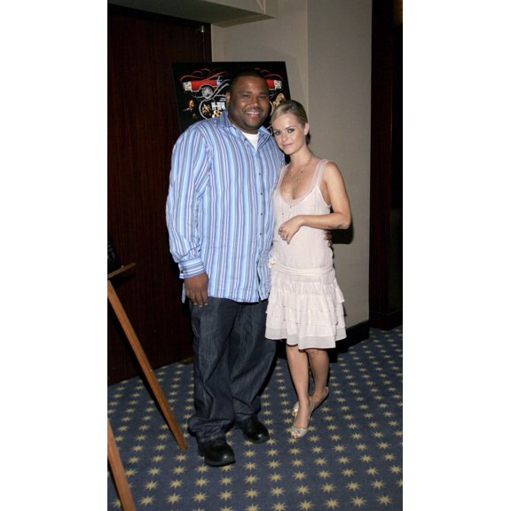 Anthony Anderson, Taryn Manning At Arrivals For Hustle & Flow Screening, Mgm Screening Room, New York, Ny, Monday, June 27, 2005. Photo By Fernando LeonEverett Collection Celebrity (16 x 20)