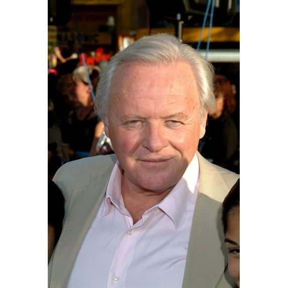 Anthony Hopkins At Arrivals For War Of The Worlds Premiere, Grauman'S Chinese Theatre, Los Angeles, Ca, June 27, 2005. Photo By Tony GonzalezEverett Collection Celebrity (8 x 10)